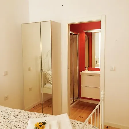 Casa Amarela Holiday home *